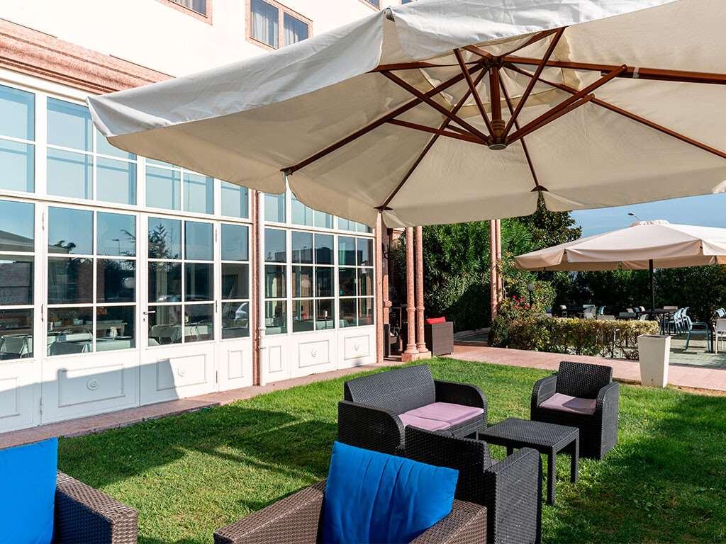 Hotel Catullo San Martino Buon Albergo Exterior photo
