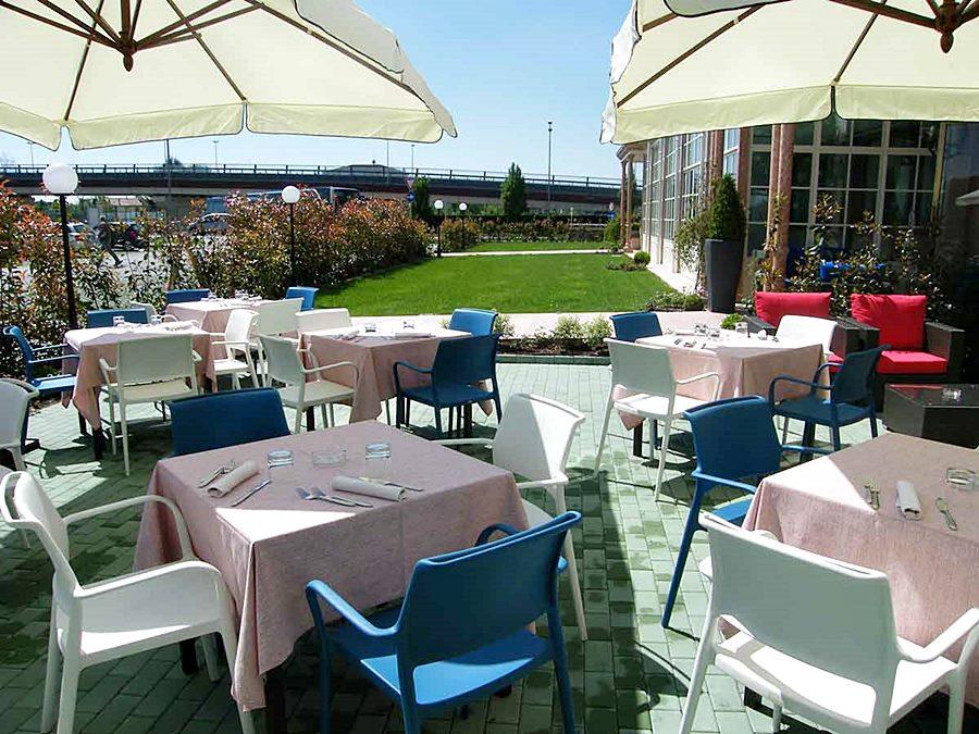 Hotel Catullo San Martino Buon Albergo Exterior photo